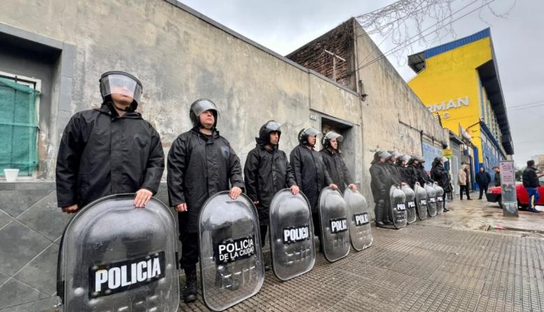 La Ciudad desalojó una propiedad en Villa Crespo que estaba tomada desde la pandemia