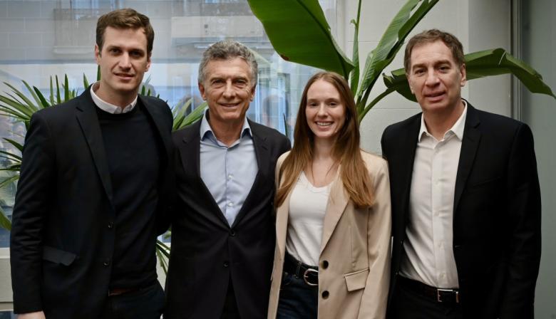 Foto con Santilli, posible reunión con Milei y "prudencia": el regreso de Macri