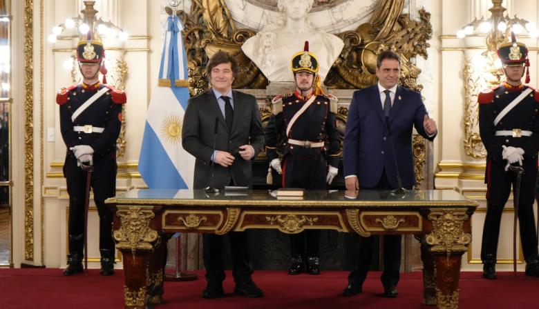 Lisandro Catalán juró como ministro del Interior y prometió diálogo con las provincias