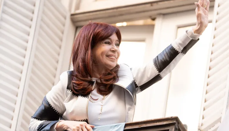Cristina Kirchner cuestionó a Milei y advirtió sobre una posible devaluación