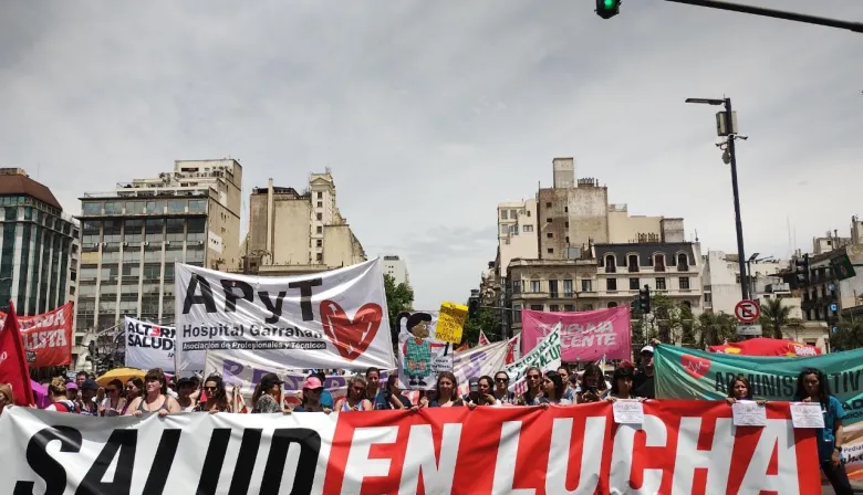 Paro y movilización del Garrahan contra los vetos de Milei