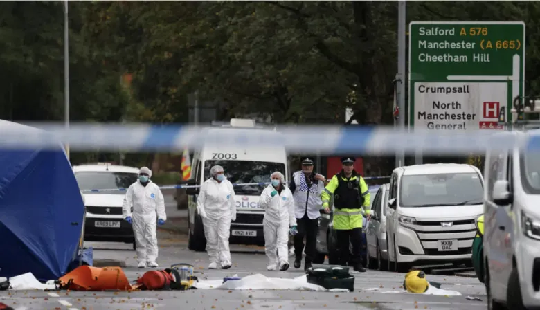 Policía de Manchester bajo escrutinio tras disparos en la sinagoga