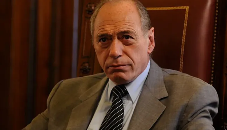 Eugenio Zaffaroni: “El Gobierno está en caída libre con todos los escándalos”