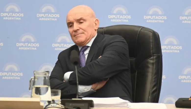 Acorralado por el escándalo Machado, José Luis Espert bajó su candidatura y denunció una “operación orquestada”