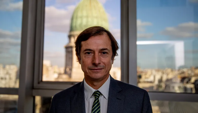 Lipovetzky, explosivo contra Milei, presenta su “Ley de Alquileres 2.0”