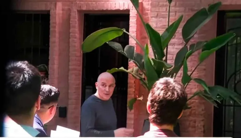 Allanaron la casa y el despacho de José Luis Espert