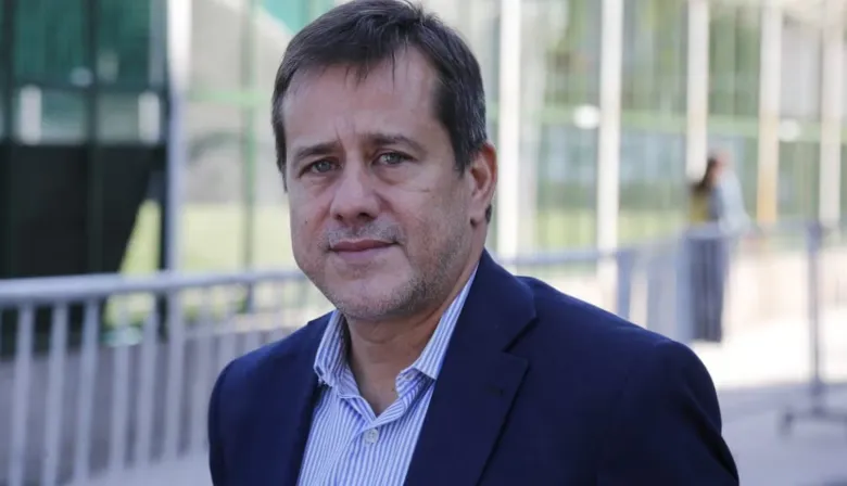 Mariano Recalde cuestionó el “desorden macroeconómico” y la dependencia del Tesoro de Estados Unidos