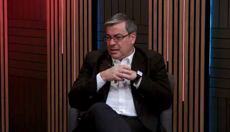 Germán Martínez: "El hambre no se soluciona con la acefalía y una asamblea parlamentaria"