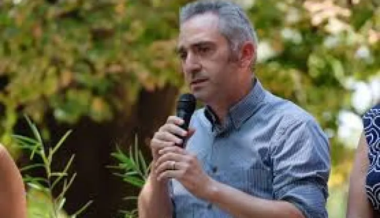 Larroque pidió “humildad” a Cristina Kirchner y reclamó una renovación en el liderazgo peronista