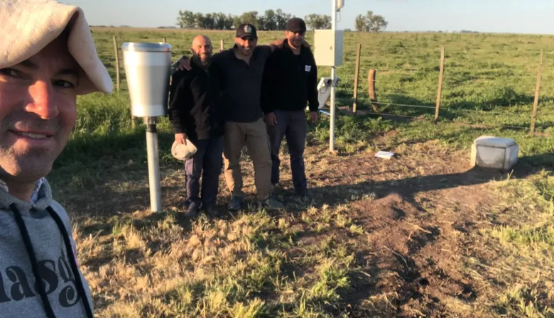 De la tesis al hito colectivo: Carlos Tejedor inauguró su primera estación hidrometeorológica 