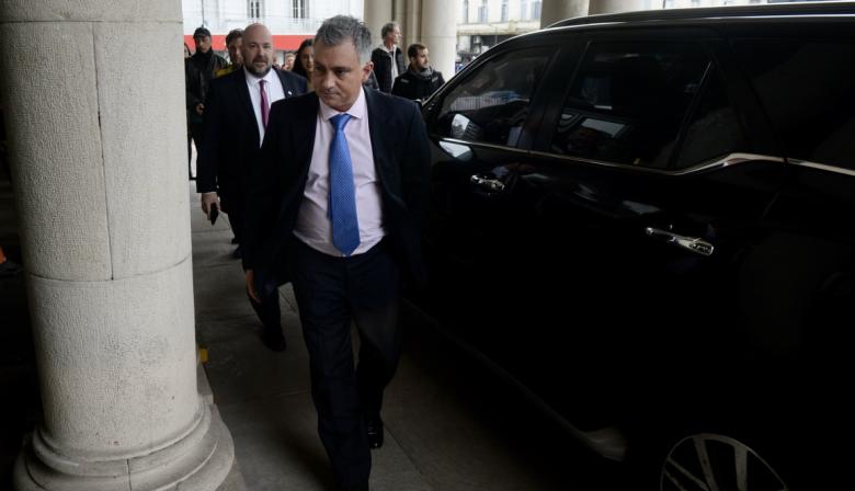 Pareja desafía al Gobierno y agita la pelea con el círculo de Milei