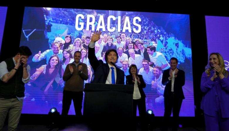 Javier Milei posterga los cambios en su Gabinete mientras crecen las tensiones internas