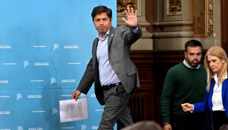 Kicillof busca deuda y choca con La Cámpora en plena interna
