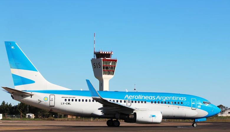 Trelew: abortan despegue de Aerolíneas Argentinas por falla en un motor