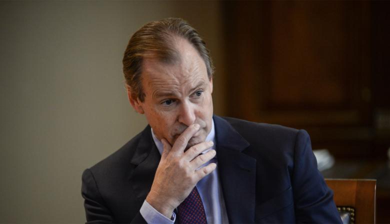 Los chats que arrinconan a Gustavo Bordet en el escándalo de sobornos