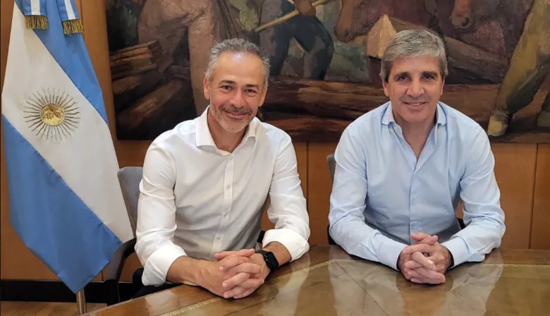 Alejandro Lew asume como secretario de Finanzas