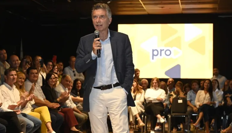 Misma pecera: el 80% de los argentinos no distingue entre Milei y Macri