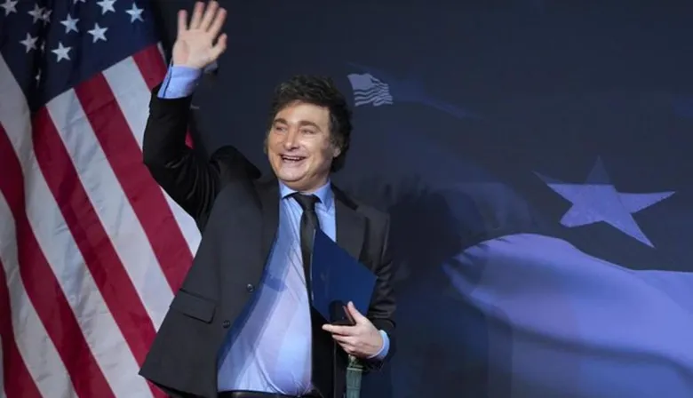 Milei emprende su viaje N° 14 a EE. UU. y suma agenda en Bolivia