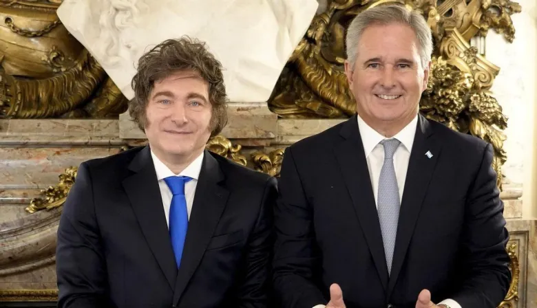 Pablo Quirno quiso presumir de sus antepasados y reveló que apoyaron al Virrey Cisneros