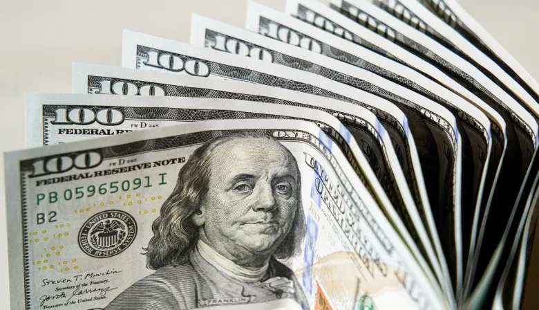 Dólar hoy: el techo de la banda alcanza los $1.500