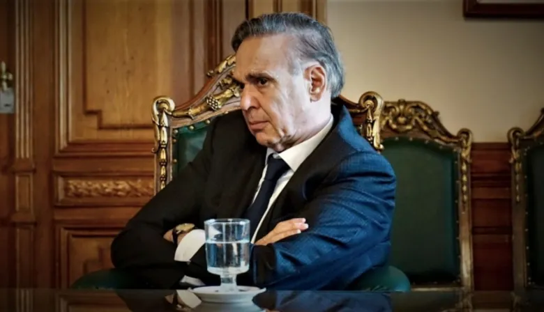 Pichetto cuestionó a Caputo y lo acusó de despreciar al Congreso