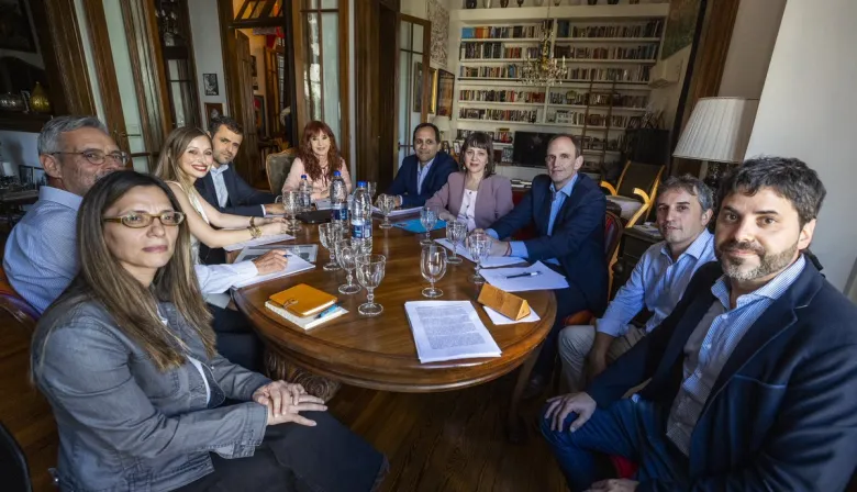 Cristina Kirchner recibió a economistas que le presentaron un plan de desarrollo