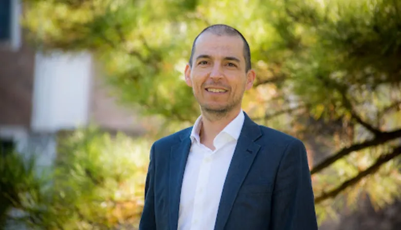 El radical Luis Picat justificó su salto a La Libertad Avanza