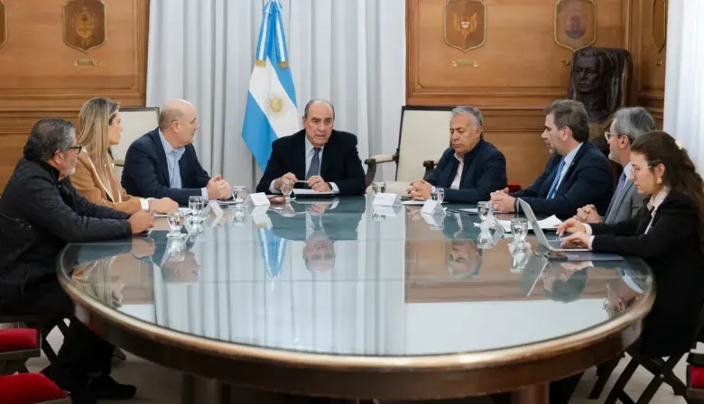 El Consejo de Mayo se reúne para definir un paquete legislativo