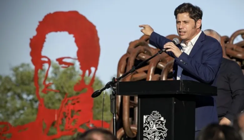 Kicillof acusó a Milei de “sumisión política” y alertó por el acuerdo con EE.UU.
