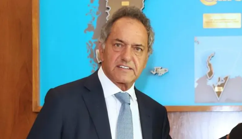 Daniel Scioli celebra el movimiento turístico de este fin de semana largo