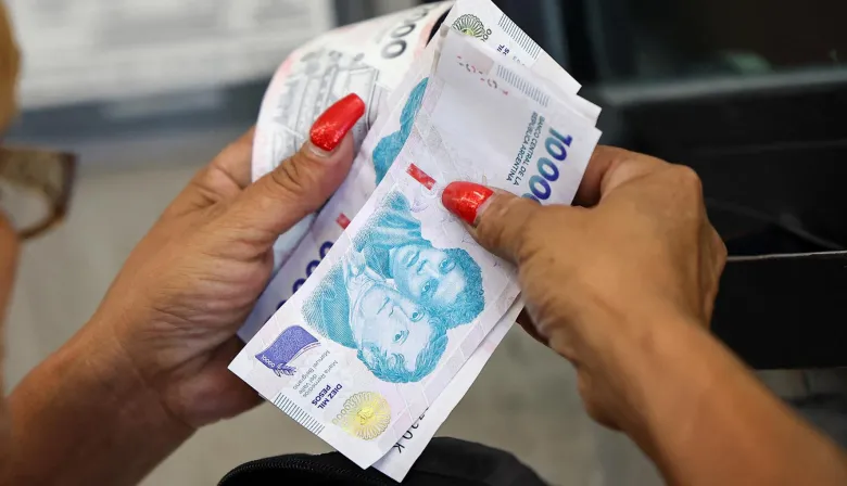 Se anticipó a Cristina y Máximo: el nuevo proyecto para aliviar el endeudamiento familiar