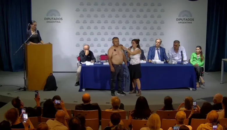 Marilú Quiroz organizó una jornada antivacunas en el Congreso