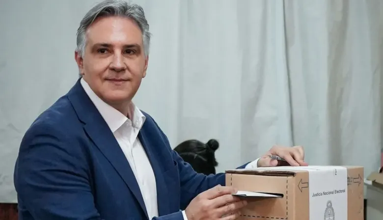 Operaron con éxito al gobernador Martín Llaryora y recibió el alta médica en el día