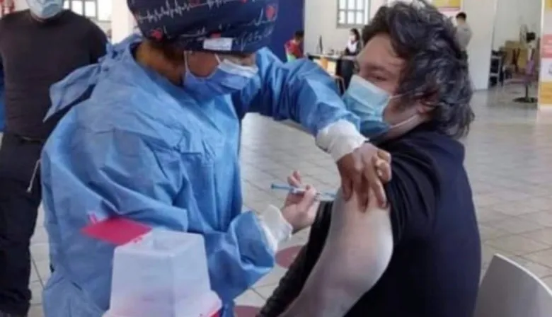 ¿Qué pensaba Milei de las vacunas contra el Covid en 2021?