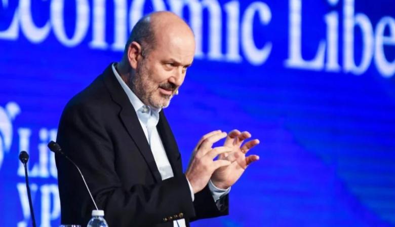 La pelea entre Sturzenegger y Pettovello frena la reforma laboral de Milei