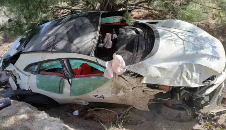 San Martín de los Andes: turistas estadounidenses dejan hospital tras accidente con Ferrari de lujo