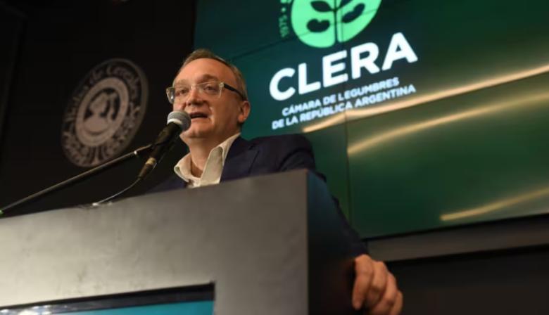 Idígoras: “Tenemos leyes para las inversiones en petróleo y gas, pero nada para el agro”