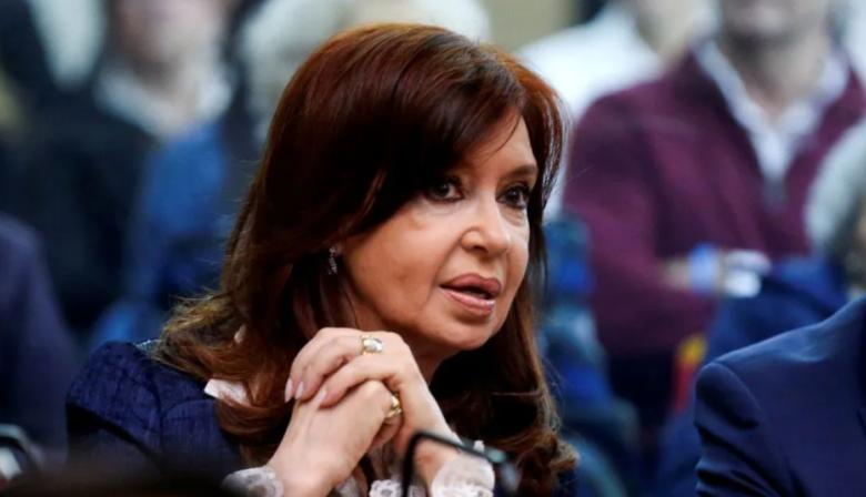 Cristina Kirchner denunció “torturas” y extorsiones en la causa Cuadernos