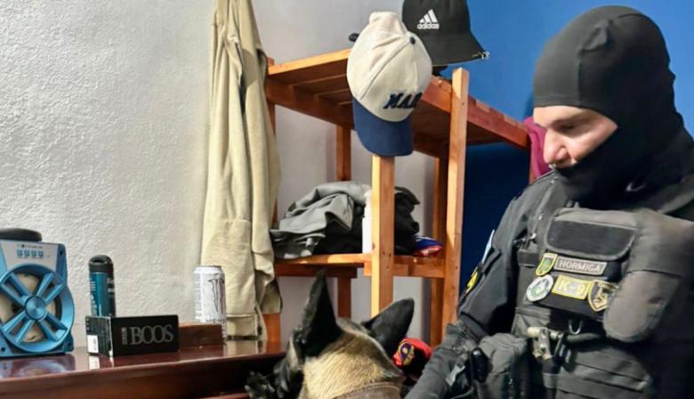 Un narco tenía un sistema de alerta con "teros" para proteger un punto de venta de drogas en Córdoba