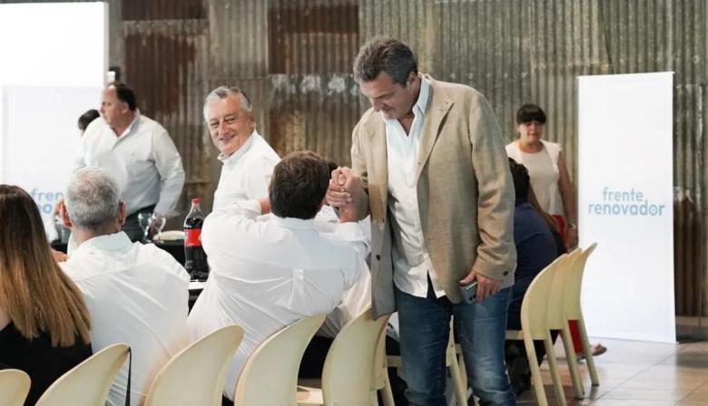 Massa, Marinucci y los intendentes: cómo fue la cumbre del Frente Renovador en La Heras