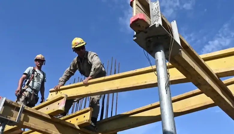Modernización laboral: qué cambia y por qué el peronismo se planta