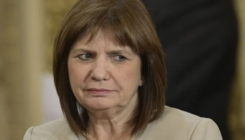 Patricia Bullrich respondió con dureza a Cristina Kirchner y defendió al Gobierno