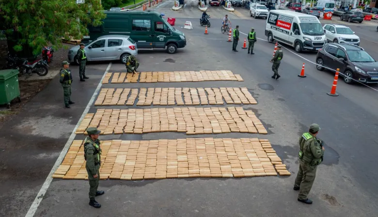 Detienen a un camionero con más de una tonelada de marihuana entre cajones de fruta