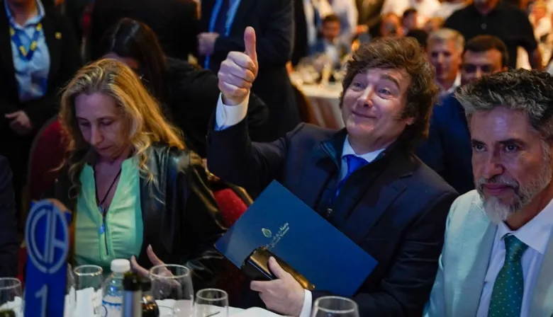 Un nombre inesperado empieza a sonar en el círculo de Milei para 2027