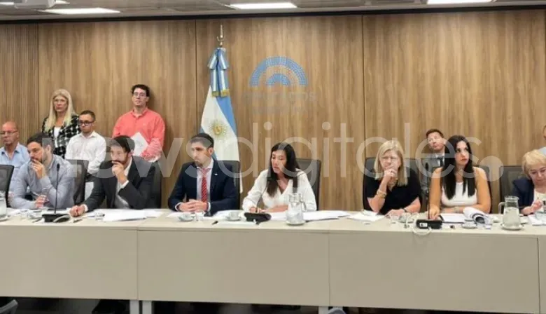 La Libertad Avanza pisa el acelerador con Inocencia Fiscal: qué se juega hoy