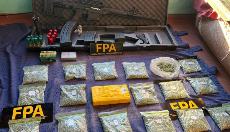 Impactante operativo en Córdoba: hallan 20 mil dosis de drogas químicas y detienen a siete personas