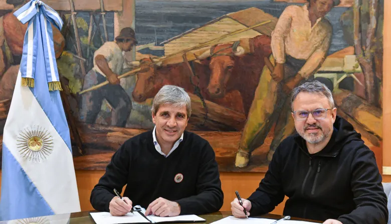 Caputo vs. intendentes: la nueva herramienta online que mete más tensión política