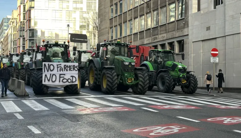Bruselas se llena de tractores: qué hay detrás del rechazo europeo a Mercosur