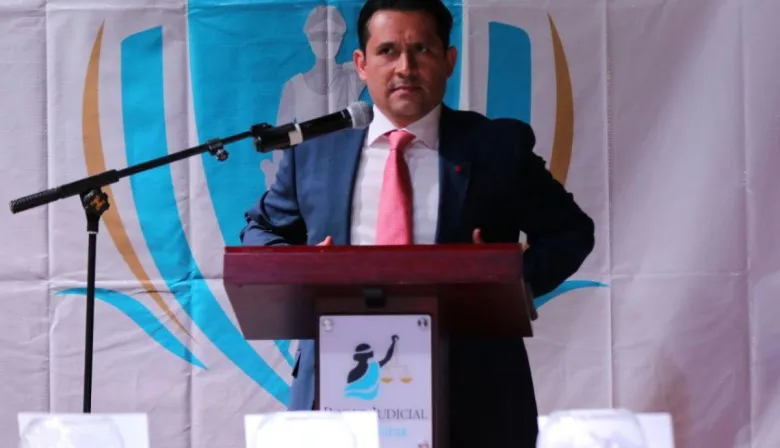 Washington le quita la visa a Mario Morazán y reabre una peligrosa grieta