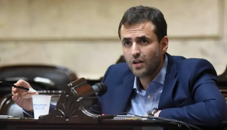 Imputaron al exdiputado K Emiliano Estrada por uso de fondos públicos para operar políticamente